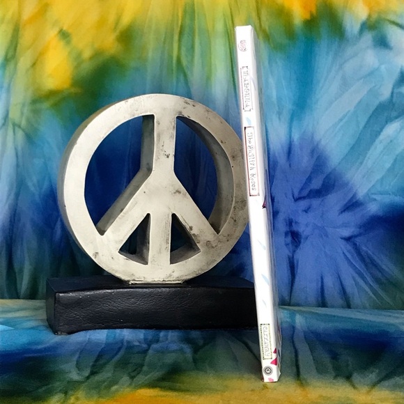 Madonna The English Roses First In Series Hardcover Children’s Book - Picture 6 of 13